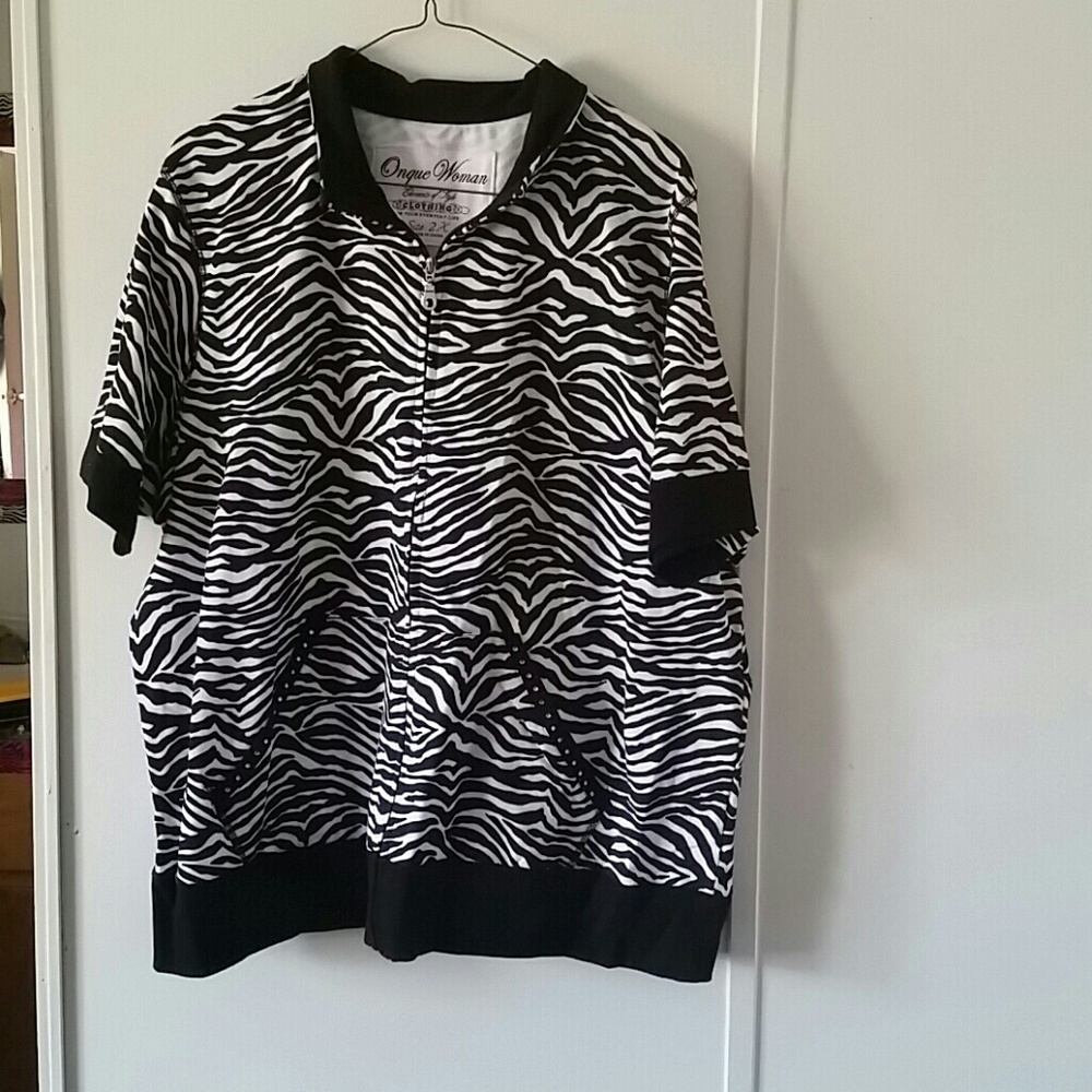 Zebra print zip up